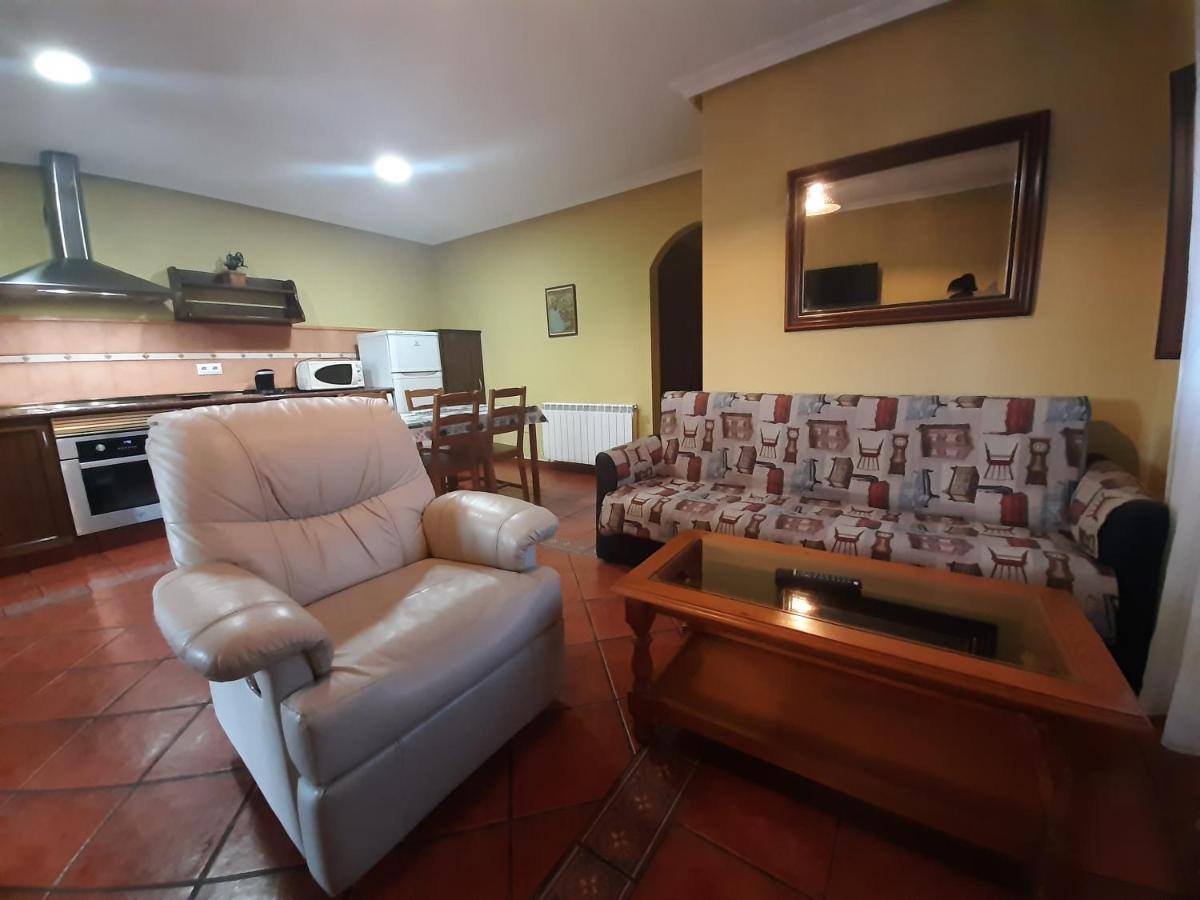 Esqueiro Apartment *